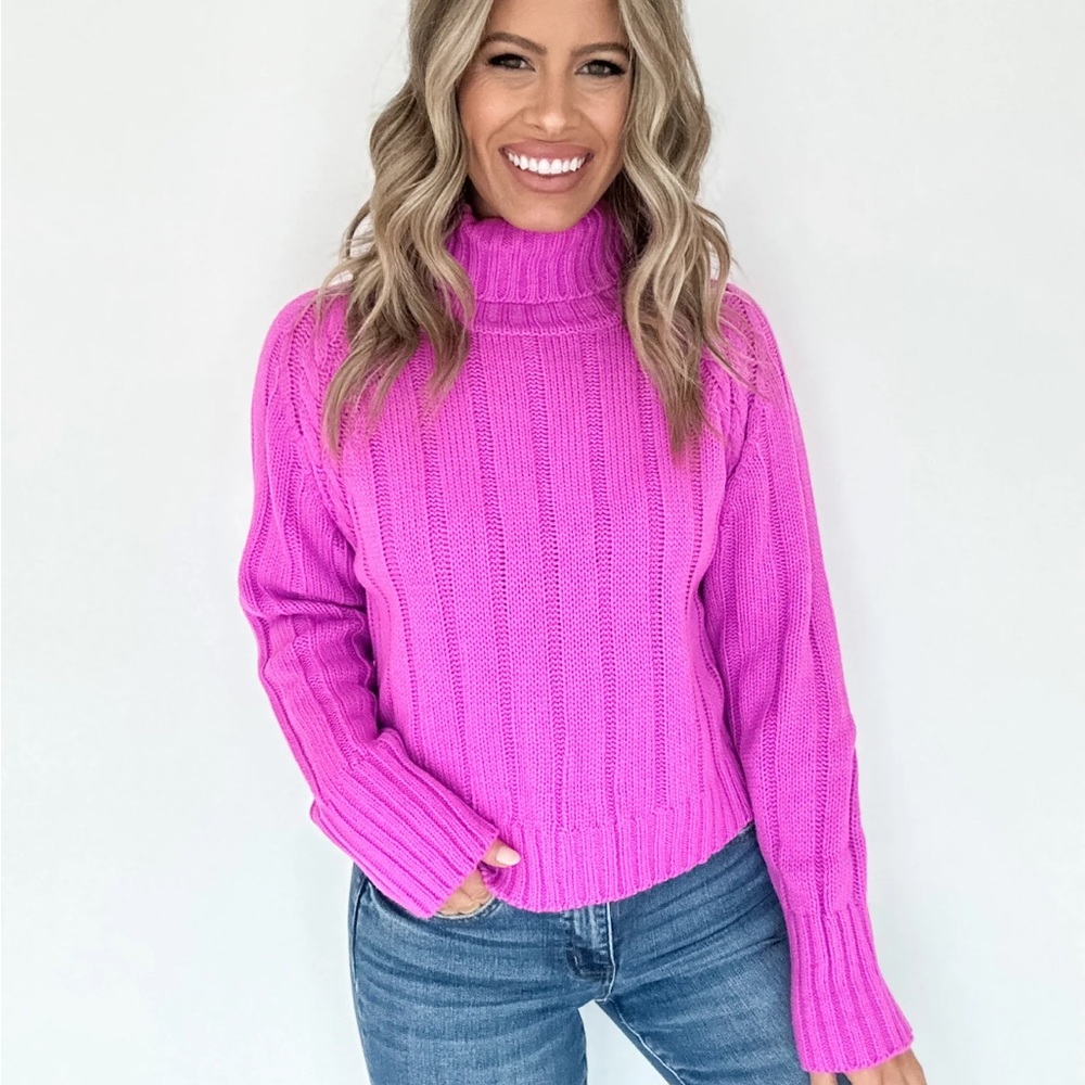 NWT Pink Purple Sweater - NEW - Women’s Medium - cable knit